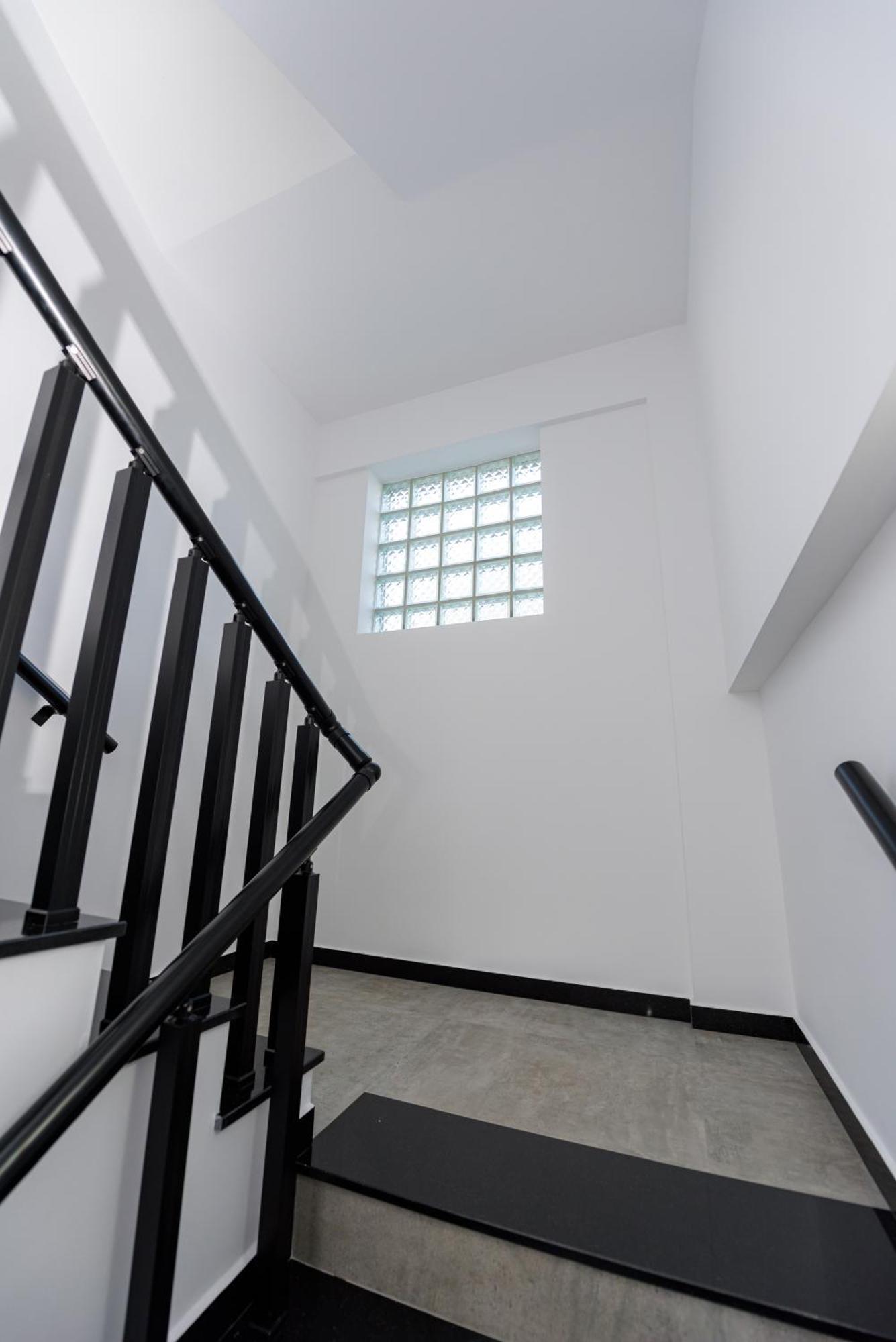 Kevin'S Aparthotel Vlorë 외부 사진